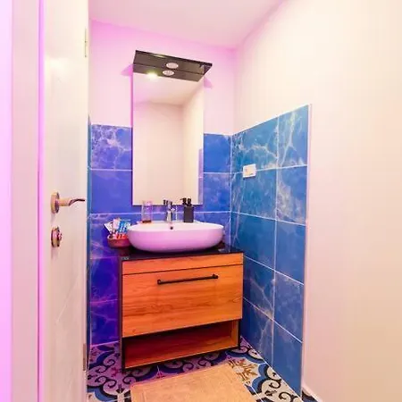 Maximalist House In Center * איסטמבול