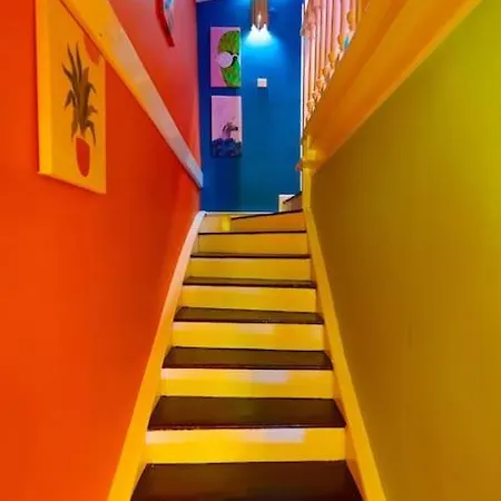 Maximalist House In Center Villa *