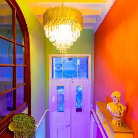 Maximalist House In Center *